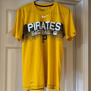 Nike Pirates Baseball short sleeve shirt